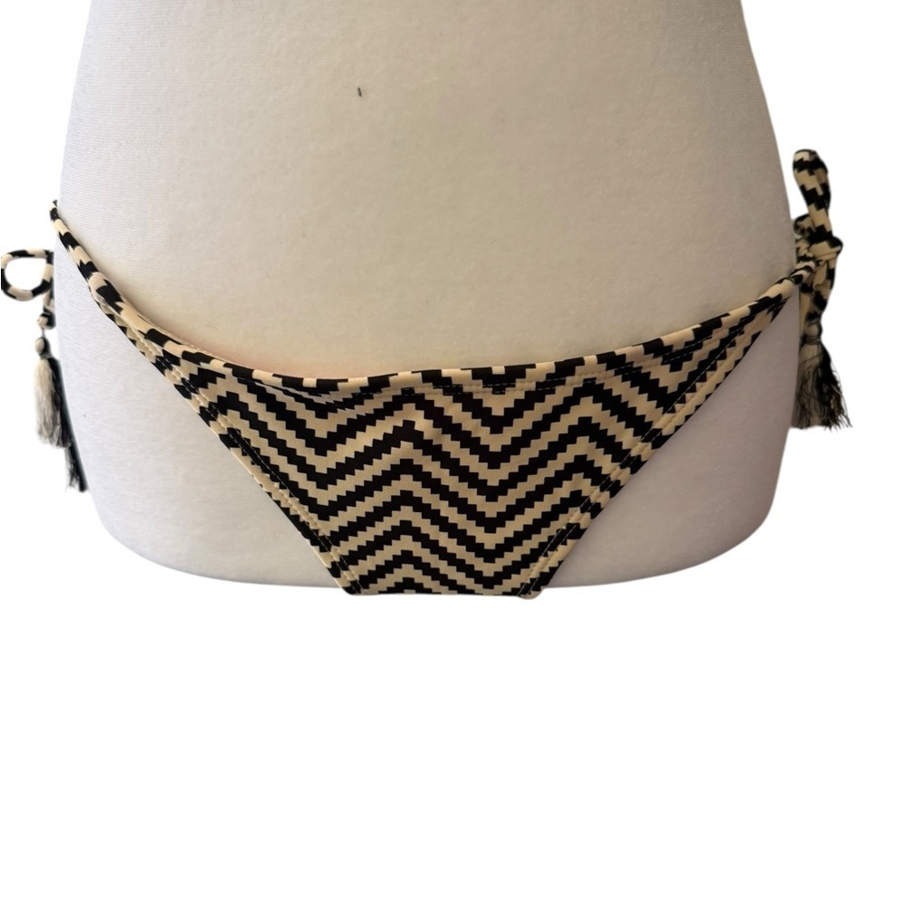 Xhilaration Chevron Patterned string  Bikini Bottom in brown & tan Size Small